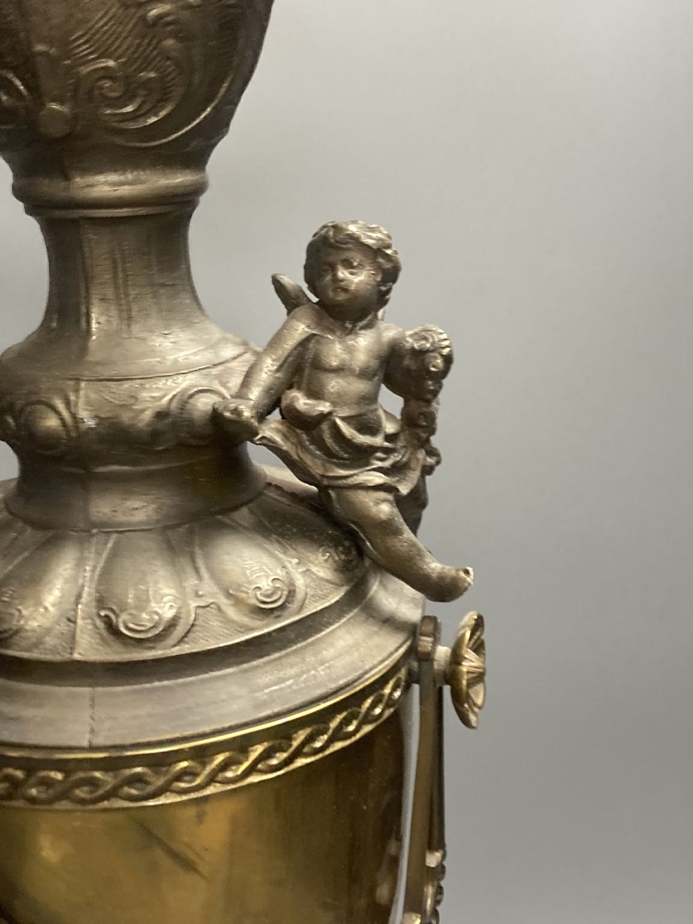 A table lamp in the form of a Renaissance style brass and spelter ewer, 72cm excl. light fitting